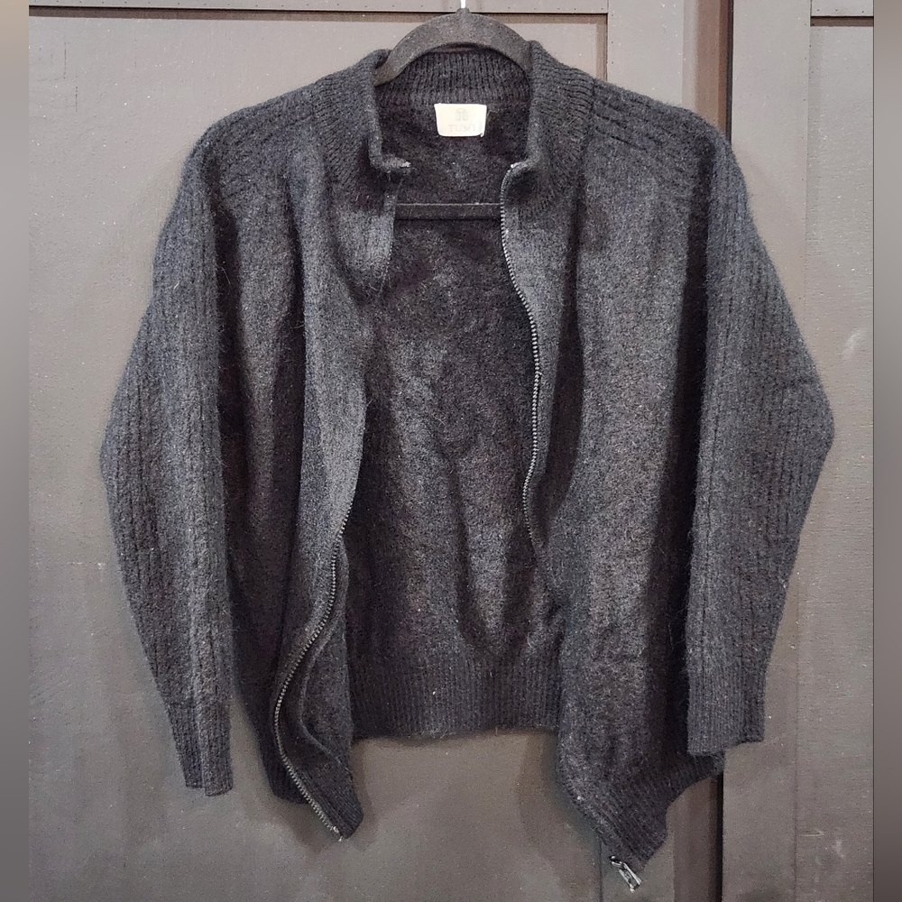 Black Alpaca Wool Zippered Sweater